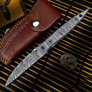Handmade Damascus Steel Folding Knife |Damascus Handle With Leather Sheath Used Hunting, Camping, Outdoor Knife Excellent Grip For Men