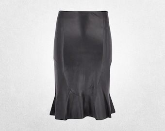 Handcrafted Black Leather Fishtail Gown with Sculpted Fit and Dramatic Flare