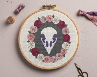 Gothic Bird Skull Cross Stitch Pattern, Dark Rose Wreath Embroidery PDF, Modern Witchy Chart, Beginner Anatomy Needlework Design