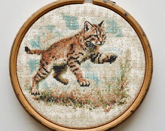 Baby Bobcat Cross Stitch Pattern PDF, Beginner Wild Cat Kitten Embroidery, Cute Wildlife Cross Stitch Chart PDF, Instant Download