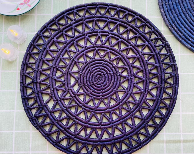 Round Palm Fiber Placemats in Cutwork Rustic Style, Handmade woven Round Table Mats, Multi Color Placemats For Dining Table, Table Mat