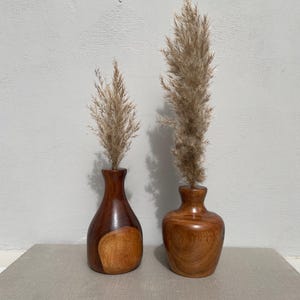 Handgefertigte Holzvase: Minimalistisches, natürliches Dekor für Zuhause, Büro, Tisch oder Regal