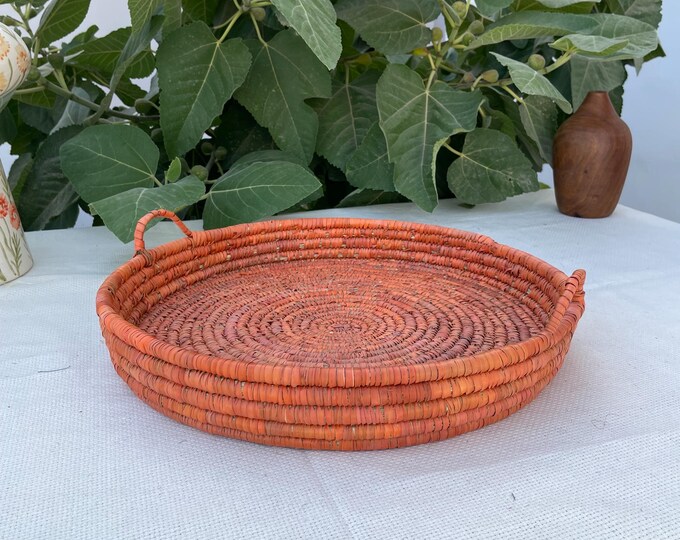 14-inch Palm Woven Round Tray for Coffee Table, Fruit, Coastal Decor, Rustic Farmhouse Serving