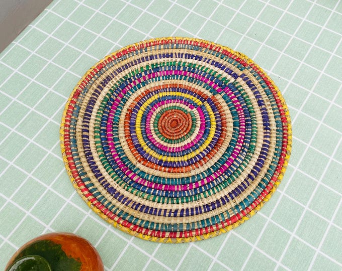 Colorful Woven Placemat: Round Boho Table Mat, Palm Fiber