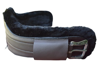 Custom Leather Western Cinch comes with One Removable Fleece Liner