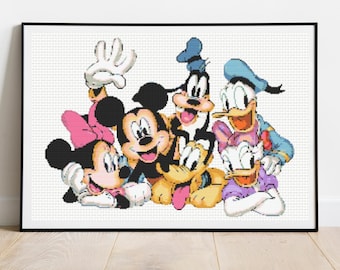 Borduurpatroon van Mickey Mouse en zijn vrienden, direct te downloaden.