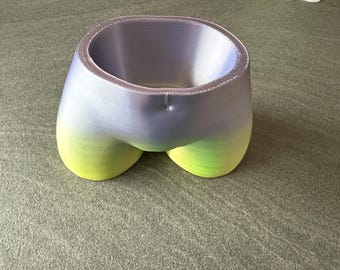 3D Printed Trinket Holder | Modern Color Gradient Decorative Dish | Discreet Packaging