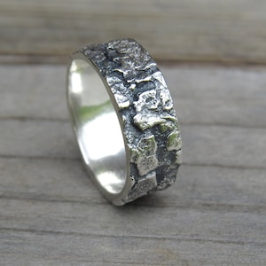 Bark Textured Wedding Ring, Men&#39;s Wedding Band, Tree Bark Ring, Nature Inspired Ring, Twig Ring, Rustic Wedding Band, Gift for Him