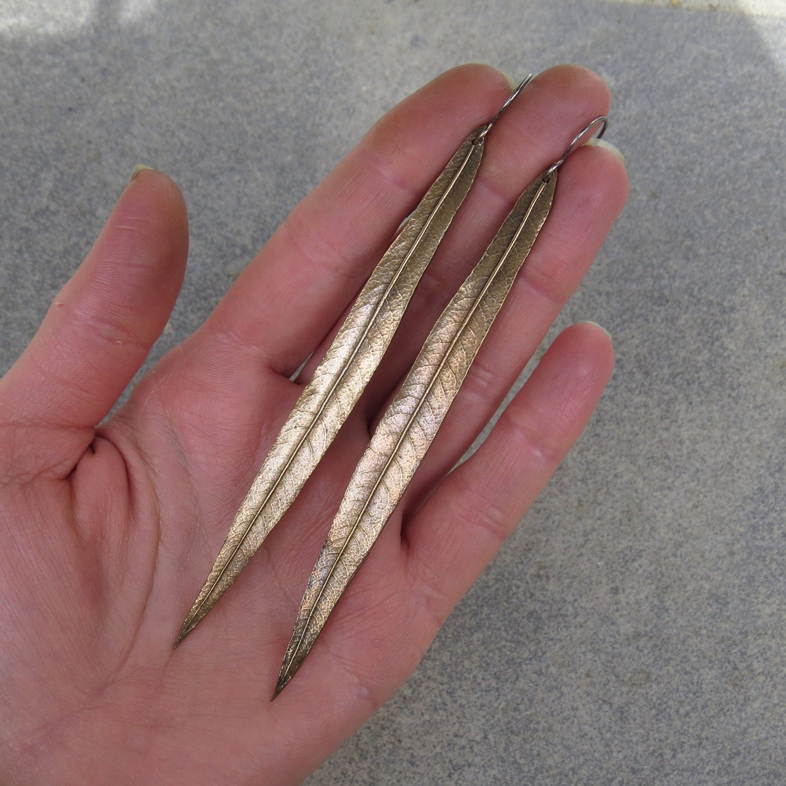 Übergroße Weide Ohrringe rustikale Bronze echte Blatt | Etsy