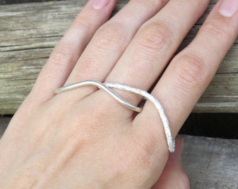 Double Finger Ring, Bohemian Rings, Unique Twig Ring, Two Finger Ring, Minimalist Modernist Ring, Statement Raw Organic Ring, Witchy Jewelry