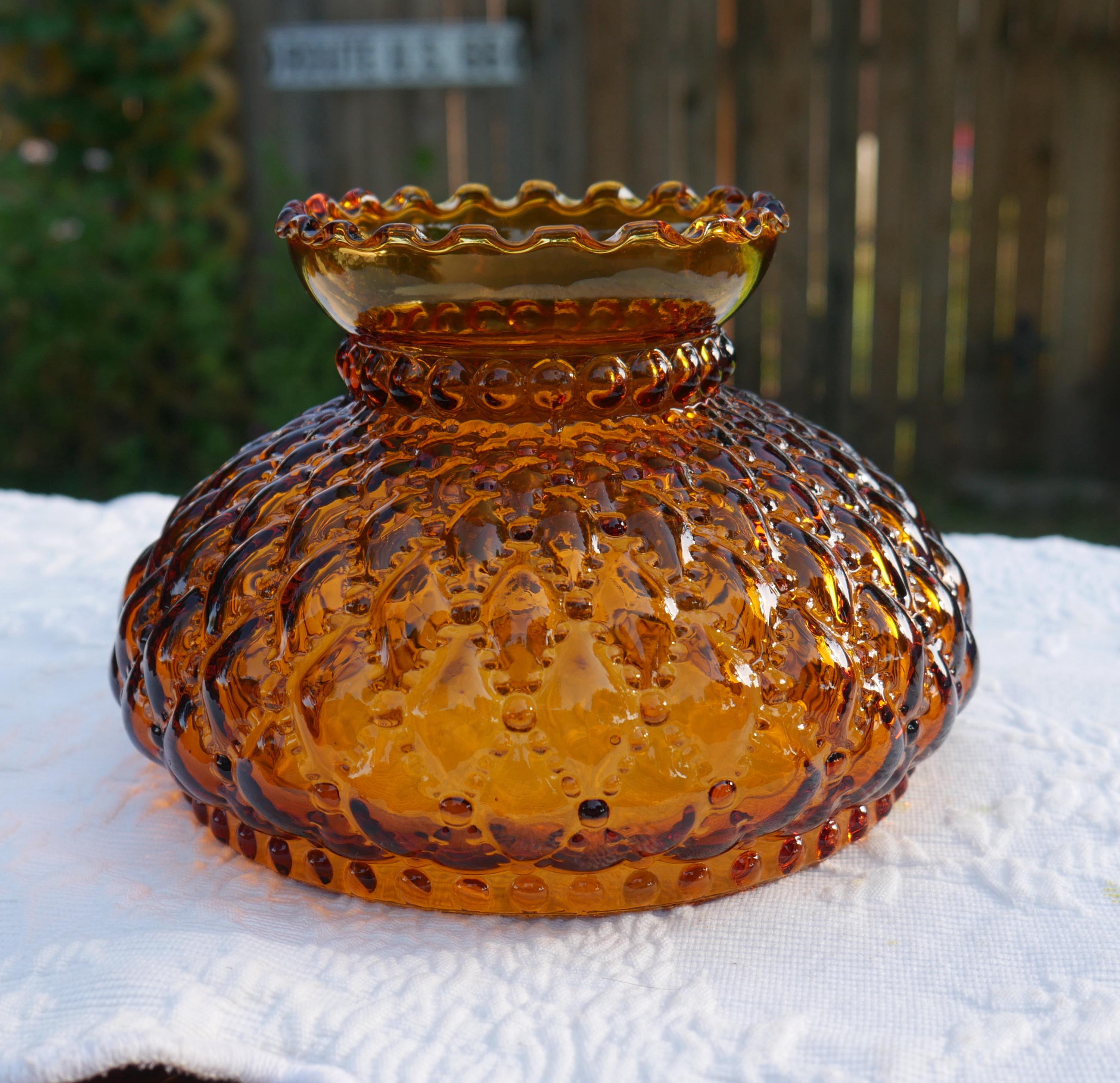 未開封　amber diamond pattern lamp shade Vintage Amber Glass Diamond Quilted Pattern Oil Lamp Shades