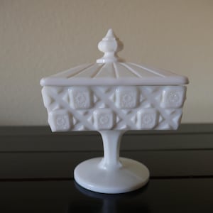 Westmoreland Compote Dish With Lid White Milk Glass Old Quilt Vintage