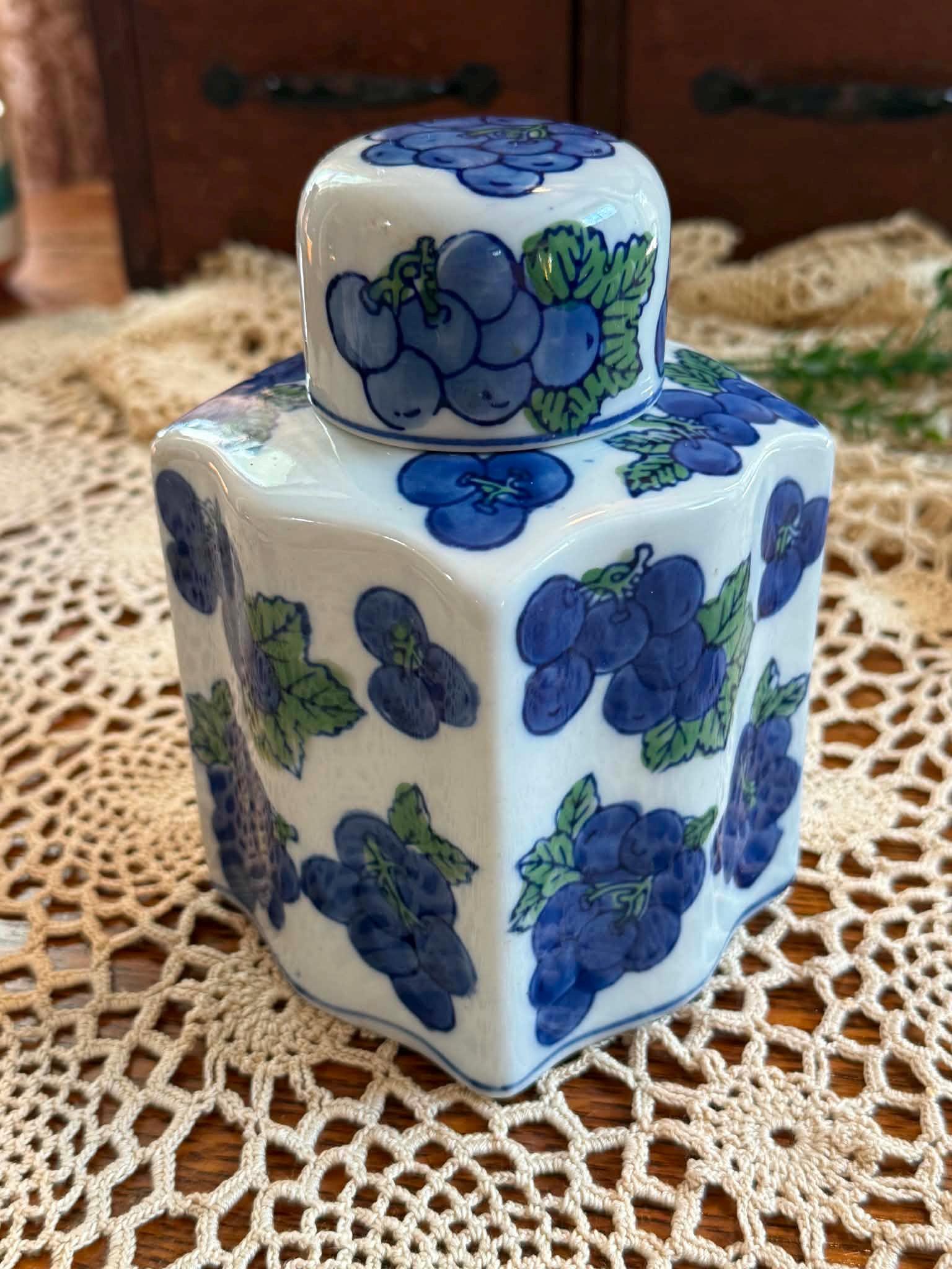 Burleigh Jar - Etsy