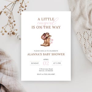 Sjabloon uitnodiging babyshower A Little Cowgirl It's A Girl Afdrukbare kaart babyshower roze western uitnodiging land babyshower