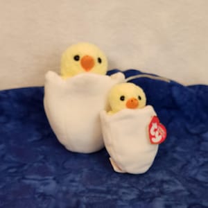 Beanie Baby and Ornament Eggbert the Chick in Egg, Easter Basket Décor, Gift for Easter, Chick Lover Gift, Gift for Birthday, Christmas Gift