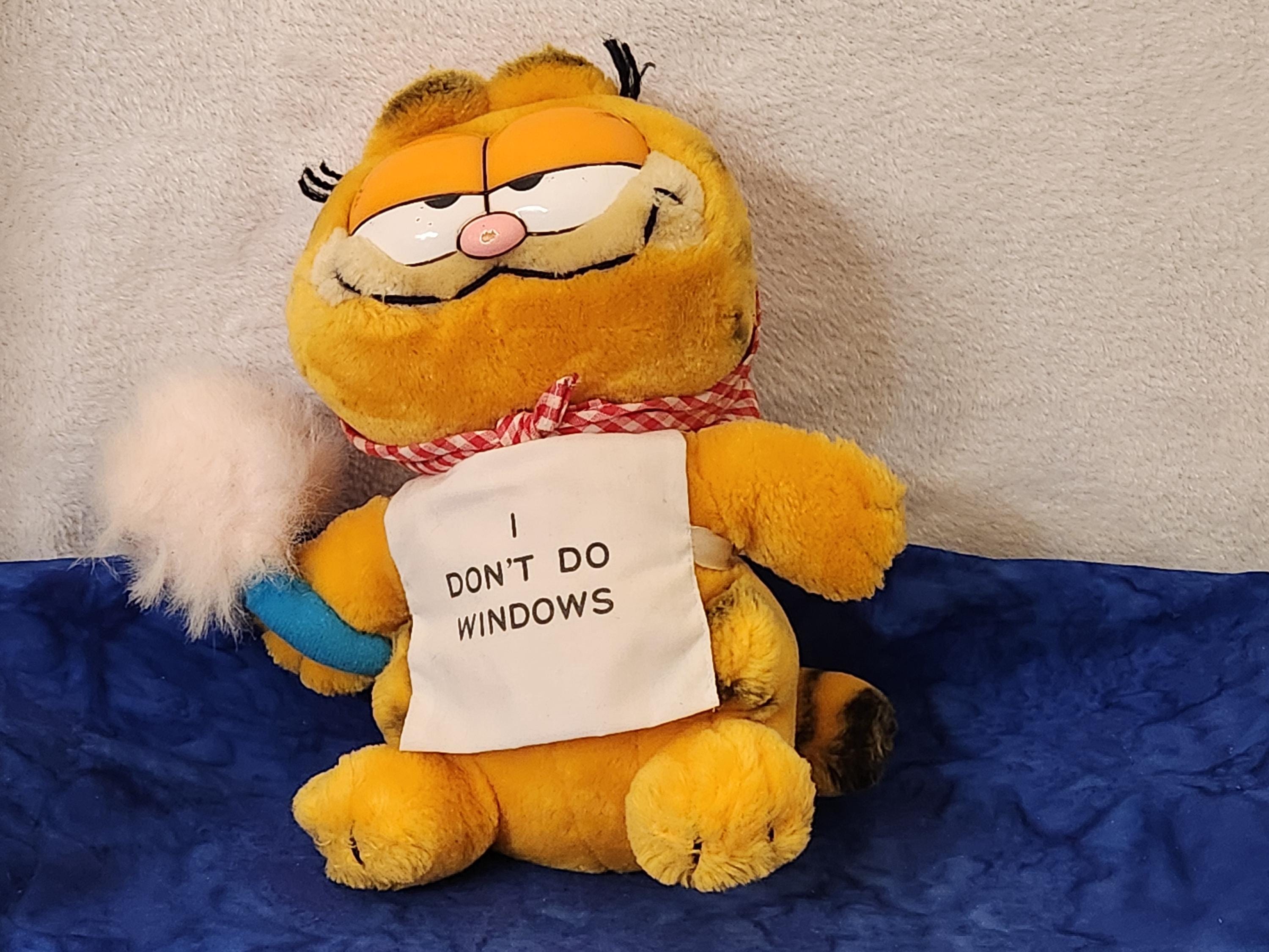 1981 I Don't Do Windows Garfield Plush, Vintage Garfield Plush