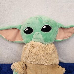 Yoda Stuffed Animal 15 inches with Robe Soft Plush Bear, Gift for Star Wars Lover, Baby Yoda Soft Stuffed Animal, Gift for Birthday bild 2