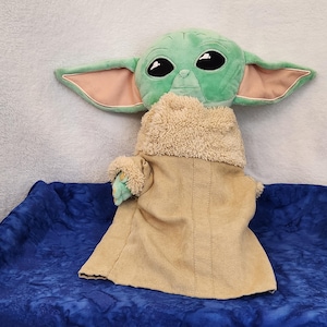 Yoda Stuffed Animal 15 inches with Robe Soft Plush Bear, Gift for Star Wars Lover, Baby Yoda Soft Stuffed Animal, Gift for Birthday bild 1