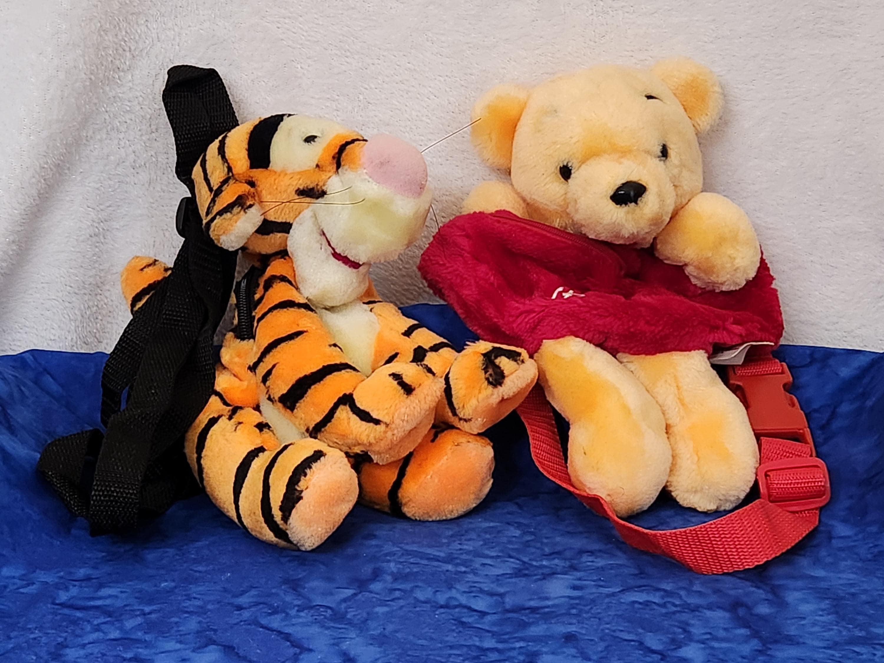 Winnie the Pooh Red Canvas  Backpack with Pooh Plush Charm Y2K Vintage Vintage Winnie the Pooh Backpack - Etsy main image 2