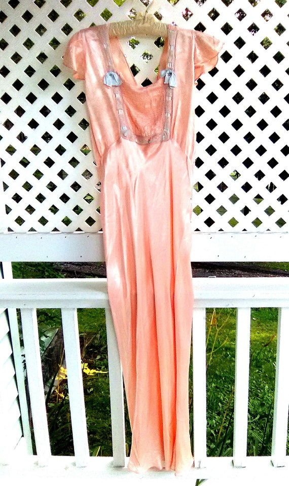 30's 40's Lingerie Pink Satin Peignoir Set