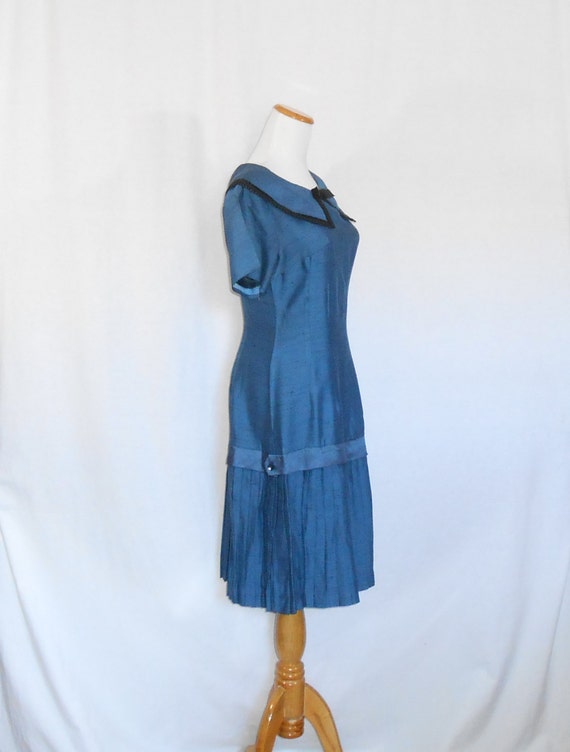 20's Dress Blue Flapper Dress - image 4