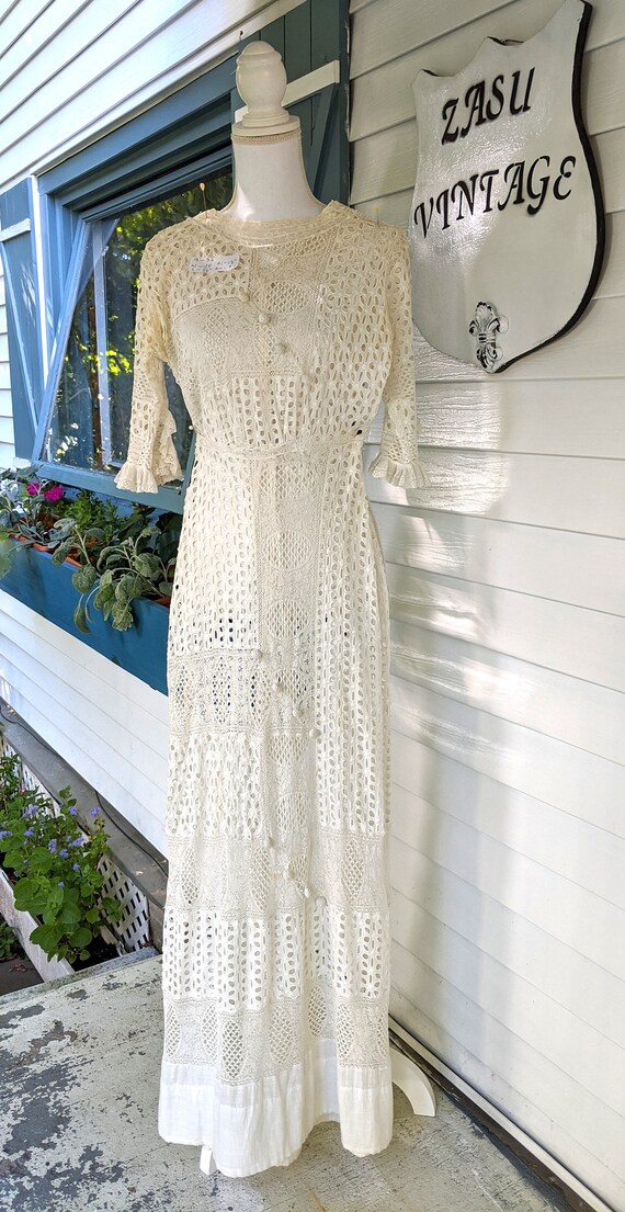 Girls Antique Victorian Dress