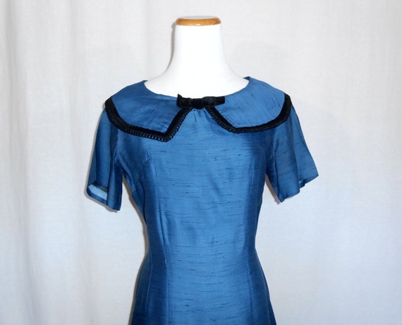 20's Dress Blue Flapper Dress - image 3