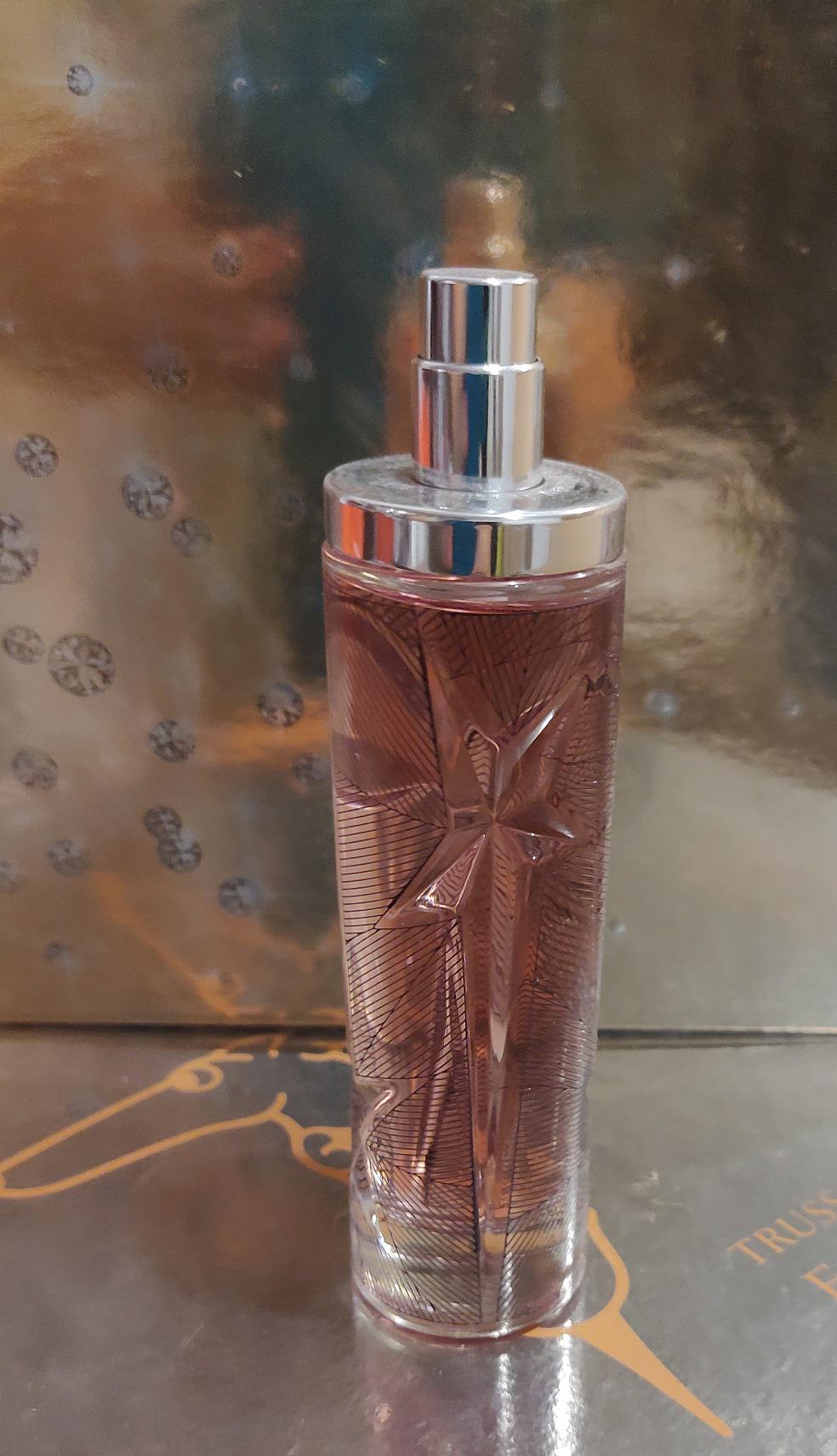 ティエリーミュグレー イノセント イリュージョン EDT50ml 希少 入手困難 ティエリー・ミュグレーの「イノセント・イリュージョン」オードトワレ