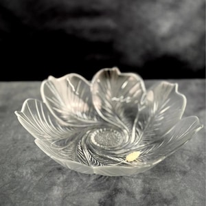 Vintage Cristal d’Arques France Swirl Pattern Lead Crystal Bowl
