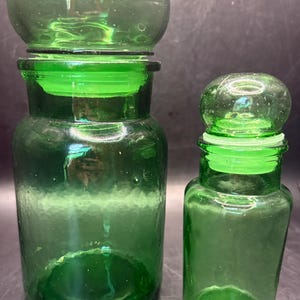 Vintage smaragdgroene apothekerspotten