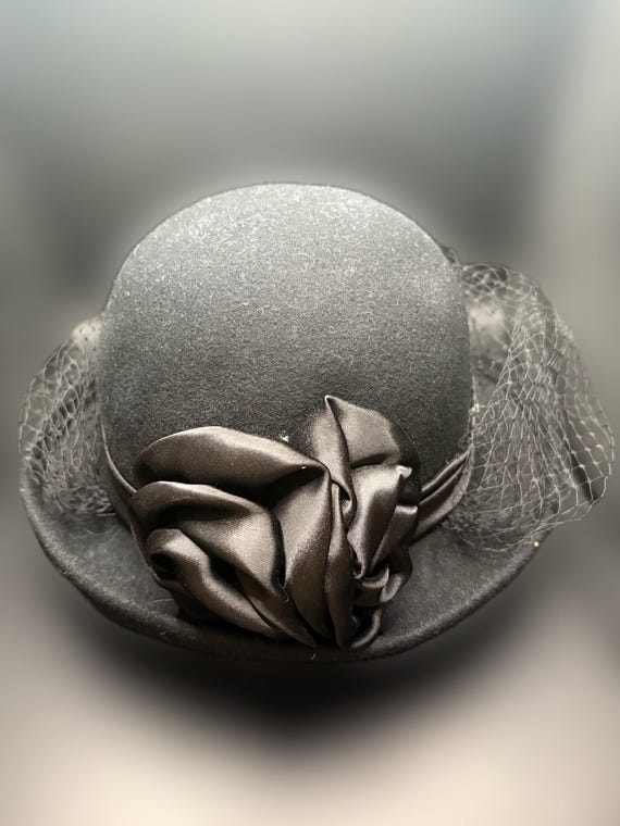 Vintage Wool Cloche 1920s Vintage Wool Cloche Fedora-Hat Church Fascinator Hat  main image 3
