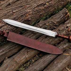 Handmade D2 Steel Roman Gladius Sword with Leather Sheath