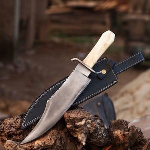 Juan Padillo Bowie Knife: D2 Steel, Stabilized Bone Handle, Classic Vintage