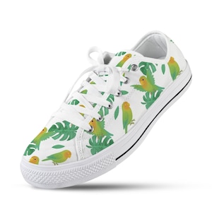 Parrot Pattern Women’s Canvas Sneakers – Low Top Lace-Up Shoes | Colorful Bird Print Fashion Sneakers