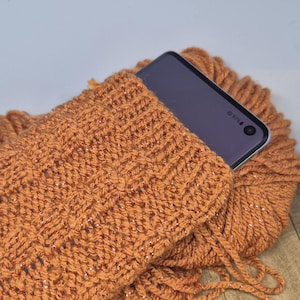 Gestrickte Handyhülle
