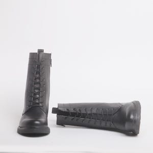 Black Leather Combat Boots: Men&#39;s Urban Ankle Boots