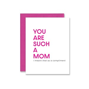 Lustige Muttertagskarte - Lustige Alltagskarte für Mama Freundin - Muttertagskompliment - Rosa Muttertagskarte - Dumme Mamakarte