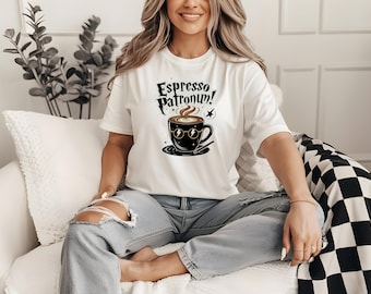 Shirt Espresso Patronum, shirt koffieliefhebber, T-shirt koffiecadeau, grappig koffieshirt, tovenaarshirt, koffieshirt, Magic Coffee-shirt