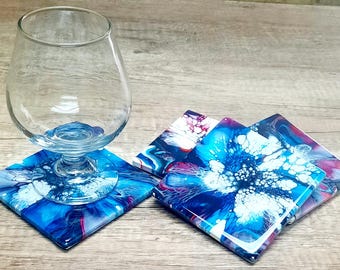 Acrylic Poured Coasters: Fluid Art Ceramic Drink Coasters with Cork Base