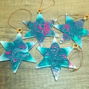 Gegoten acrylkerstversieringen