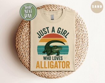 Camiseta de caimán: Solo una chica que ama los caimanes, la camiseta de cocodrilo, la camiseta de animales peculiares -TC051