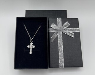 Collana Croce Gotica Uomo E Donna In Acciaio Inox 316L - Ciondolo Croce 3,3x2,7 Cm, Catena 56 Cm