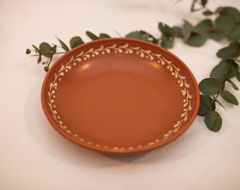 Handmade Clay Deep Plate – Ceramic Bowl 0.6 L – Traditional Ukrainian Pottery