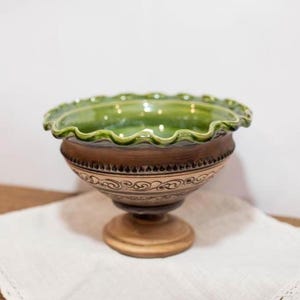 Handmade Ceramic Pedestal Bowl – 2L | Pottery Fruit & Salad Bowl with Green Glaze