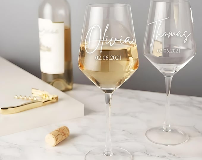 Personalized Engraved Wine Glass, Custom Wedding Gift