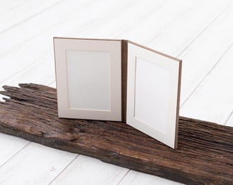 Matted linen photo display for 5x7" photos, picture display