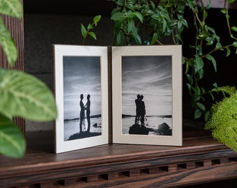 Matted linen photo display with magnetic closure for 4x6" photos, picture display