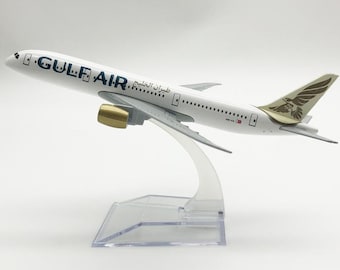 Gulf Air B787 model (1:400)