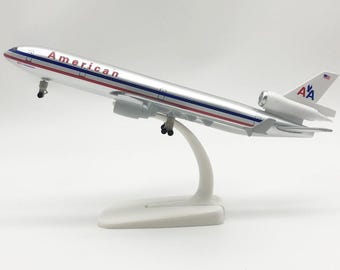 American Airlines MD-11 model (1:200)