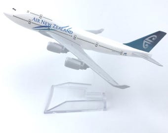 New Zealand B747 model (1:400)